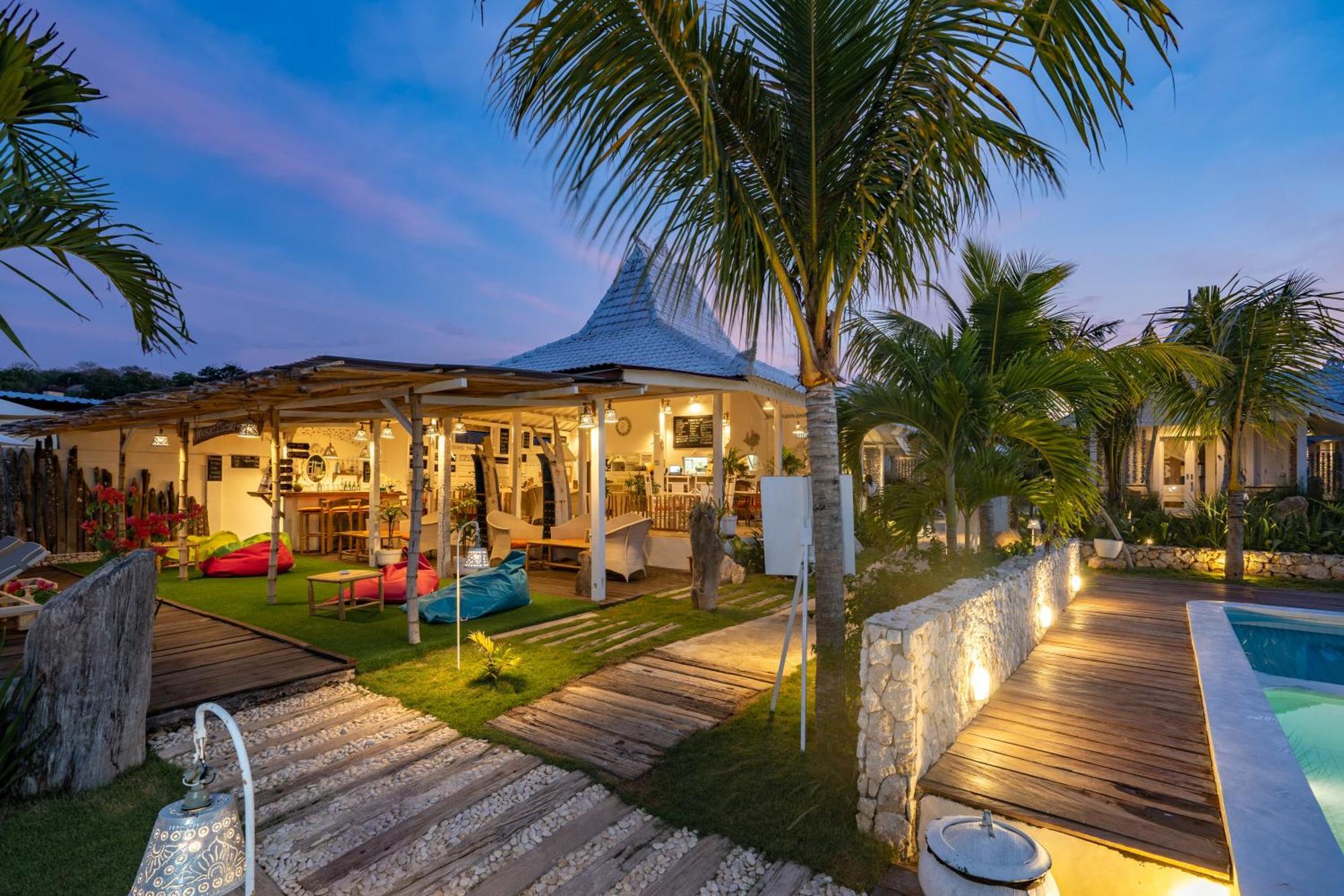 Paus Putih Hotel Lembongan Extérieur photo