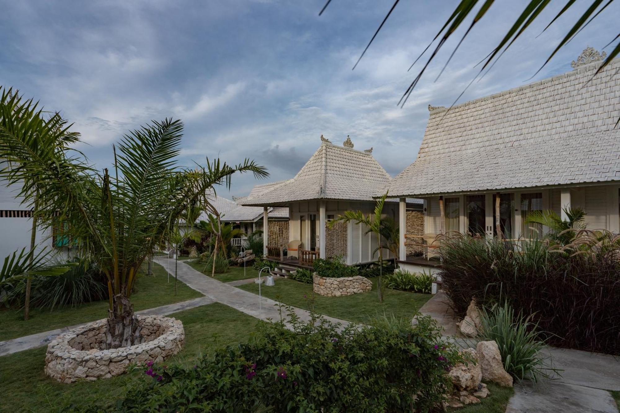 Paus Putih Hotel Lembongan Extérieur photo